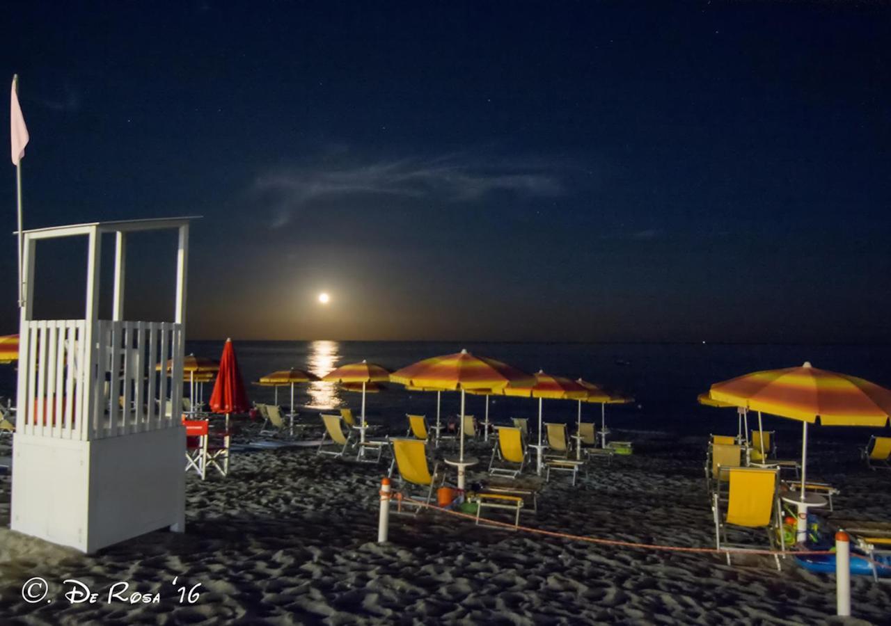 Hotel Federica Riace Marina Buitenkant foto