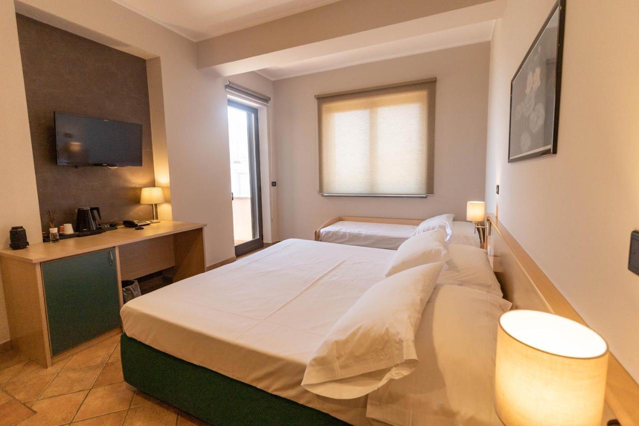 Hotel Federica Riace Marina Buitenkant foto