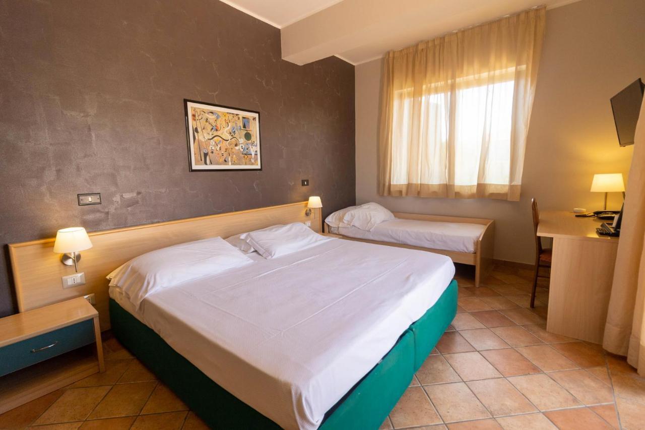 Hotel Federica Riace Marina Buitenkant foto