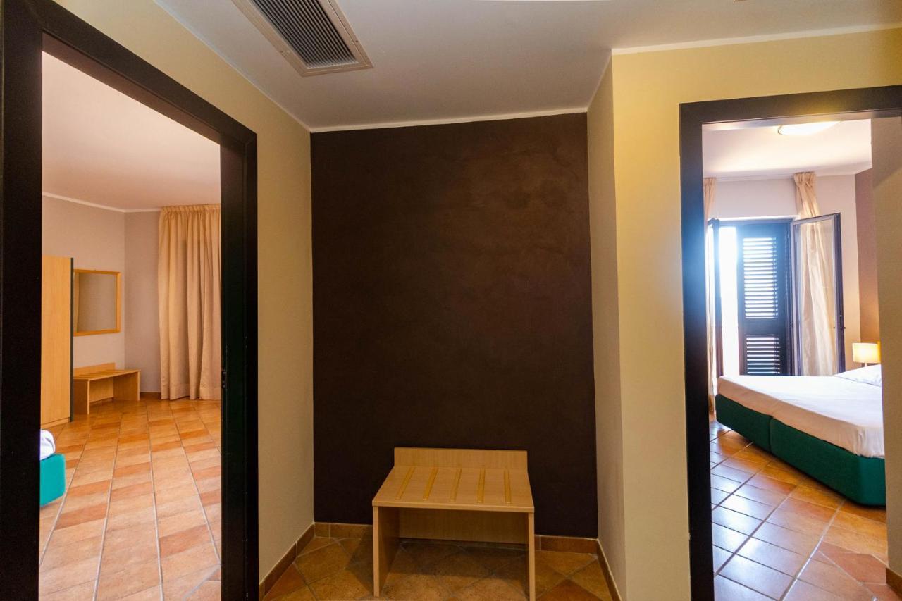Hotel Federica Riace Marina Buitenkant foto