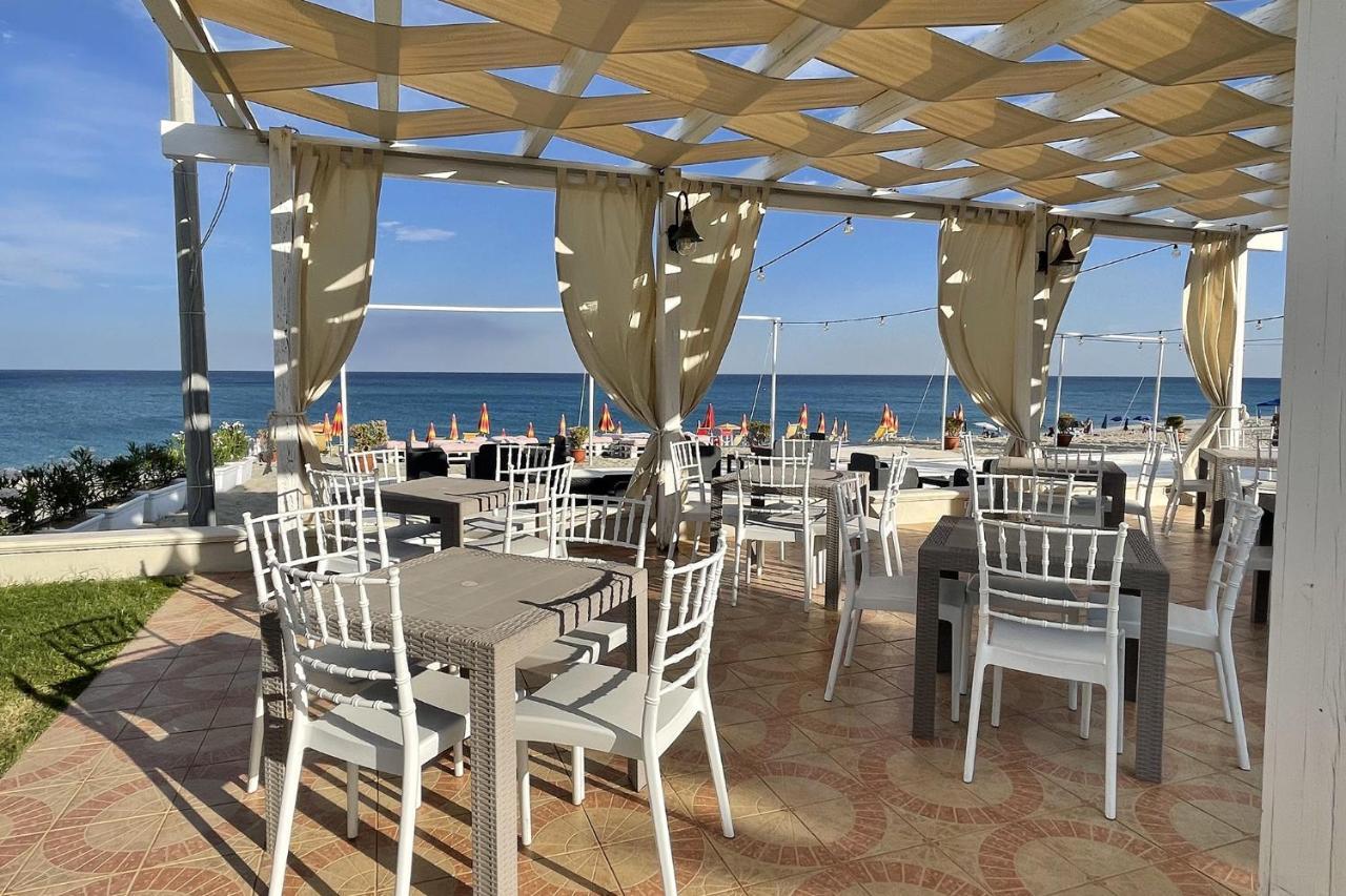 Hotel Federica Riace Marina Buitenkant foto