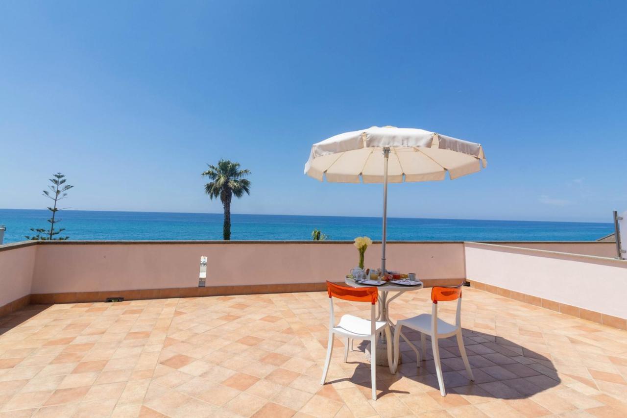 Hotel Federica Riace Marina Buitenkant foto